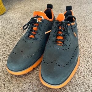 Cole Haan Suede Oxfords Mens Size 11.5 - perfect condition!